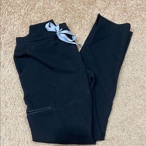 Yola Skinny Scrub Pants Black